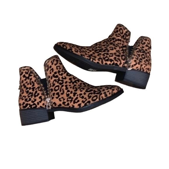 CALL IT SPRING Vegan Leather Leopard Cheetah Fall Winter Boots Women’s Size 8.5 - Picture 2 of 5